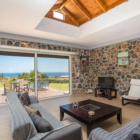 Villa Helios Калатос Екстериор снимка