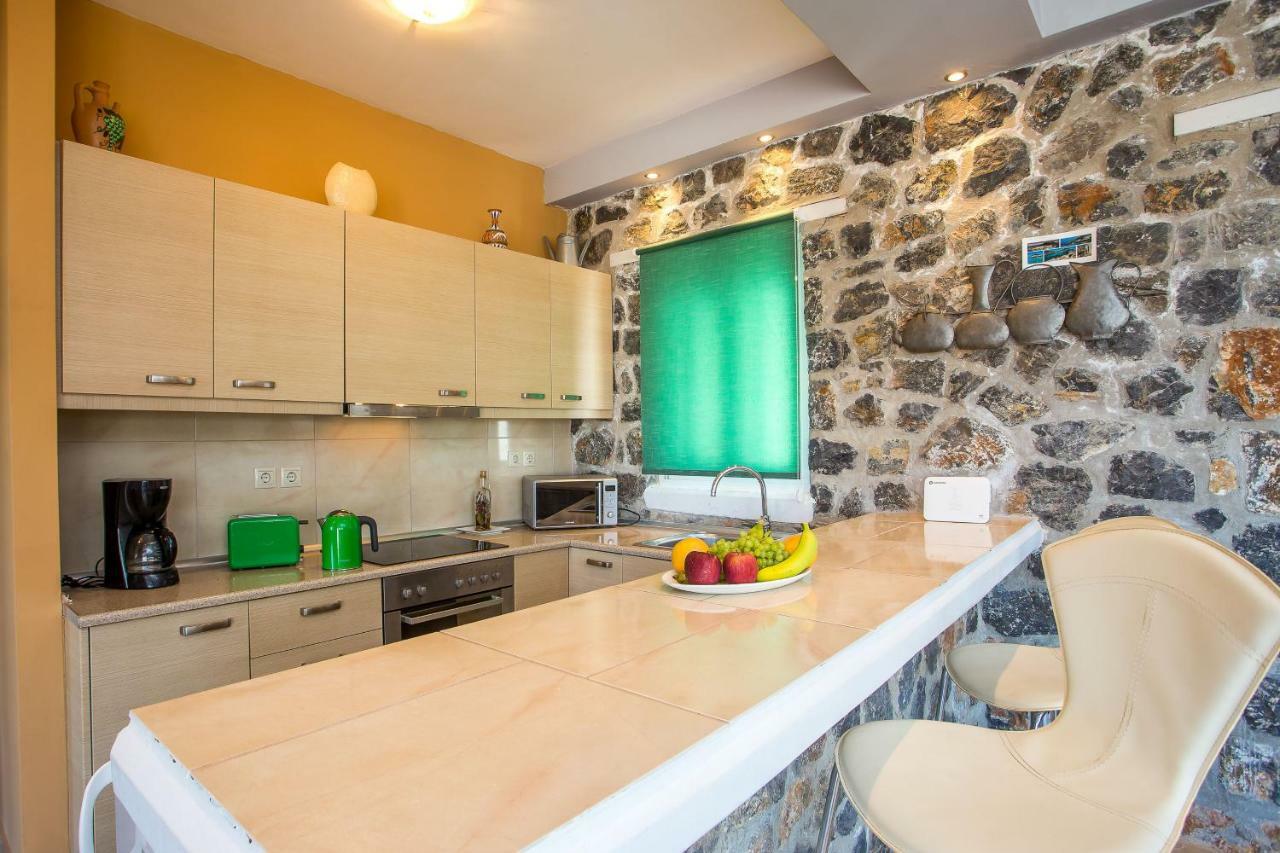 Villa Helios Калатос Екстериор снимка