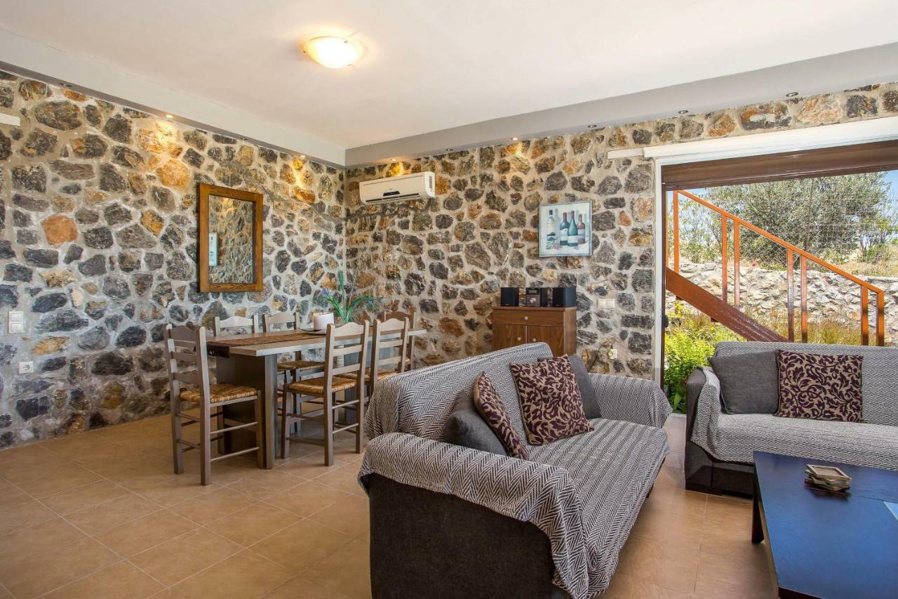 Villa Helios Калатос Екстериор снимка