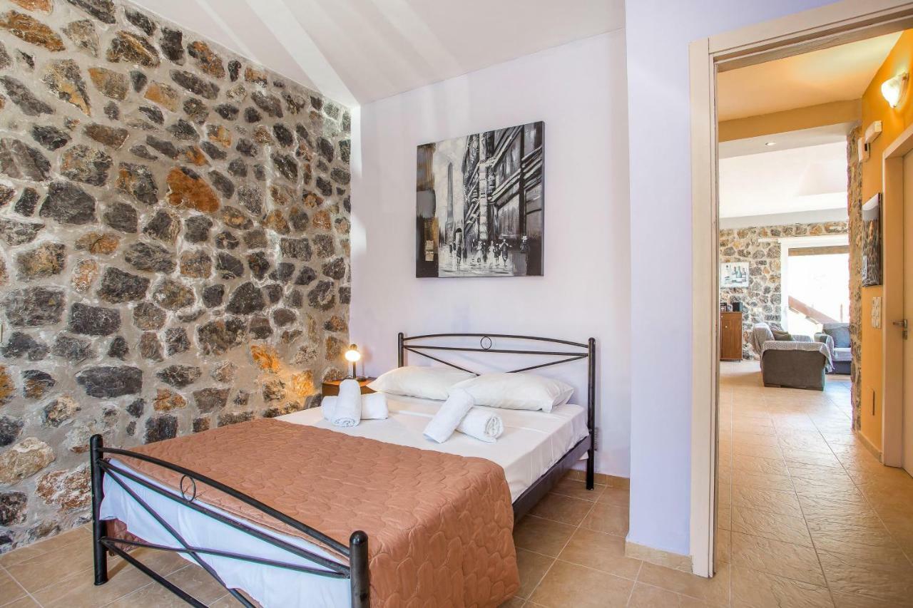 Villa Helios Калатос Екстериор снимка